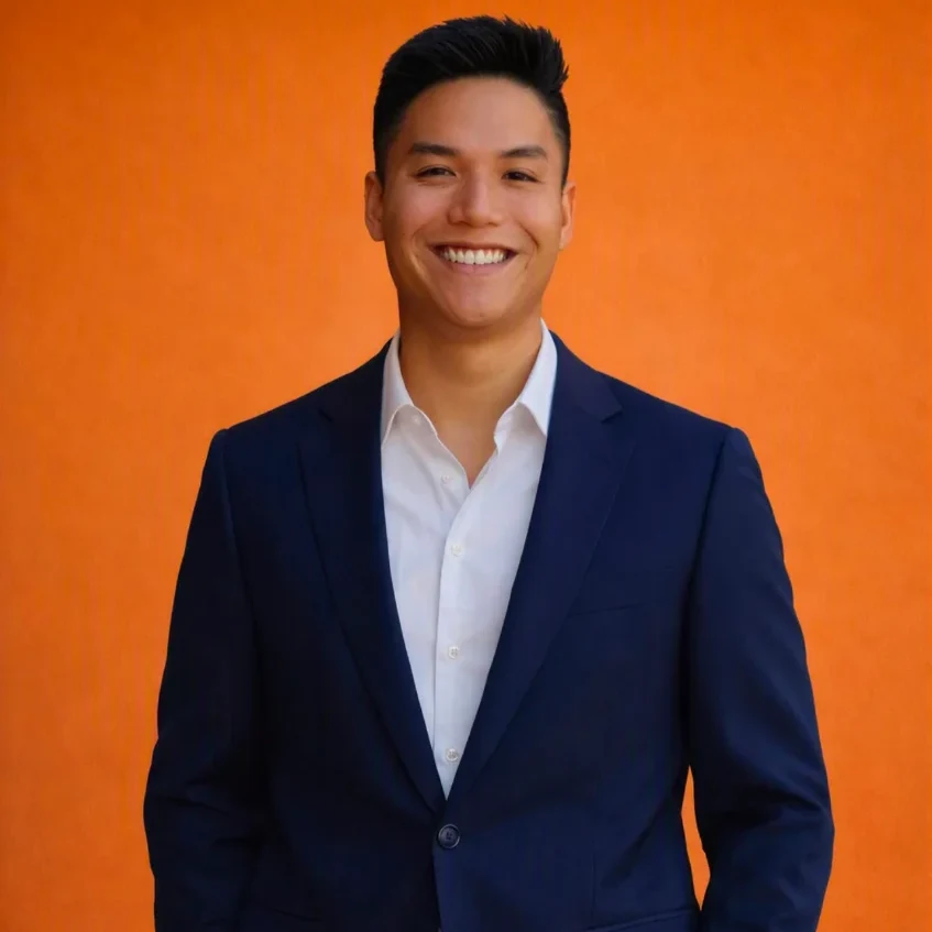 Huu Nguyen headshot